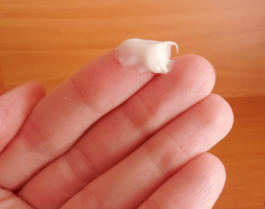 A crema de gelararex non flúe e non se ensucia